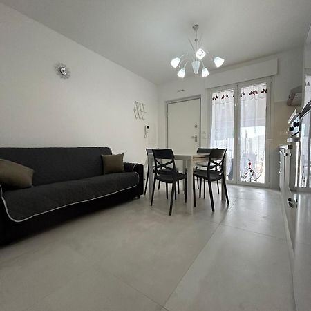 סן בנדטו דל טרנטו Casa Vacanze Regi מראה חיצוני תמונה